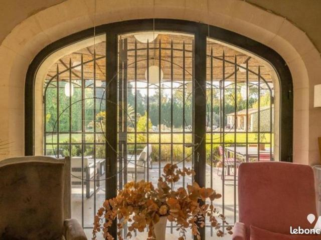 Maison vente à Arles, Noves