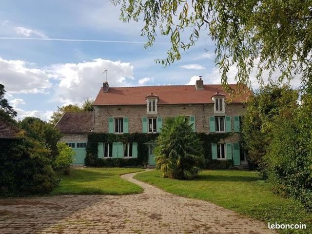 Maison vente à Pontoise, Avernes