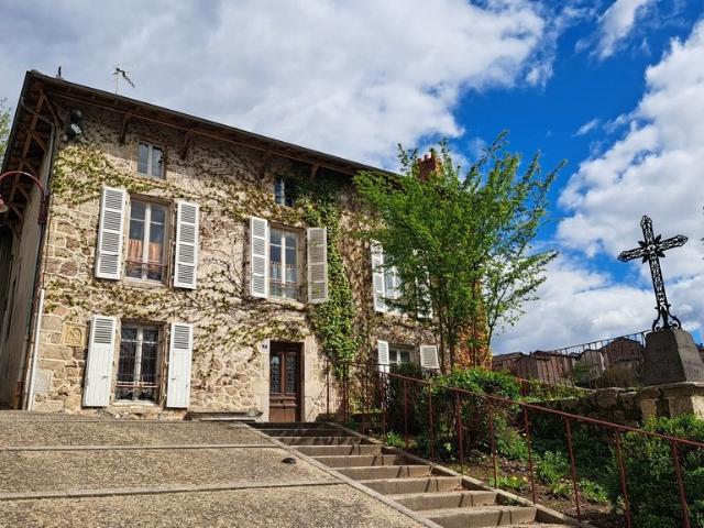 Maison vente à Ambert, Olliergues