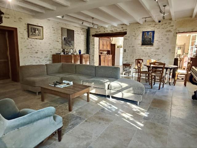 Maison vente à Marcillac, Val-de-Livenne