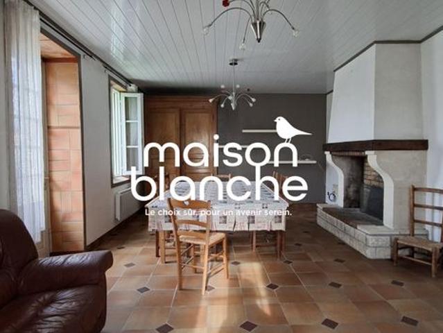 Maison vente à Rochefort, Ballon