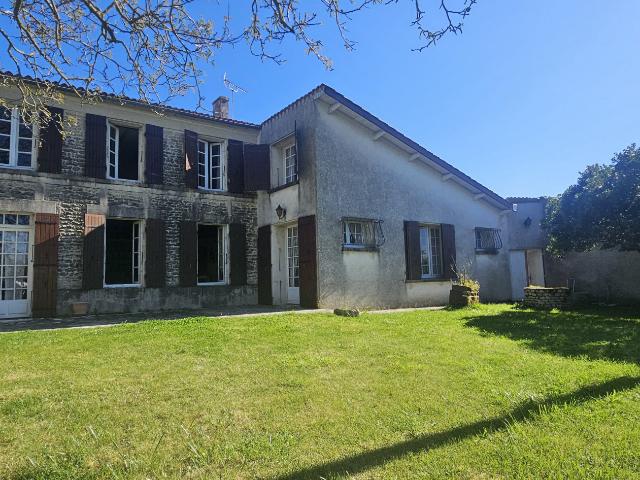 Maison vente à Rochefort, Breuil-la-réorte