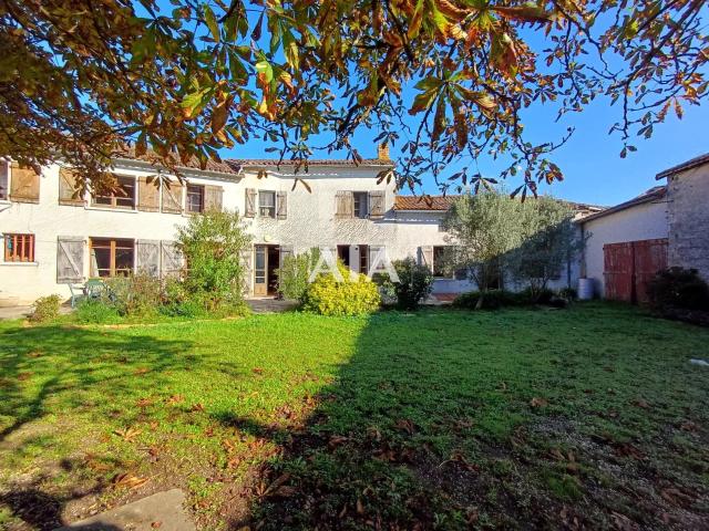 Maison vente à Les Adjots, Charente