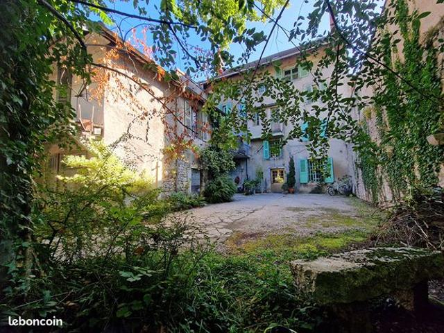 Maison vente à Nantua, Guadeloupe