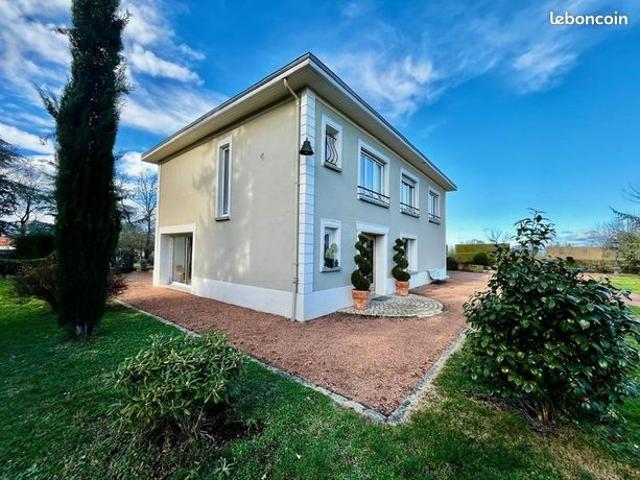 Maison vente à Roanne, Commelle-vernay