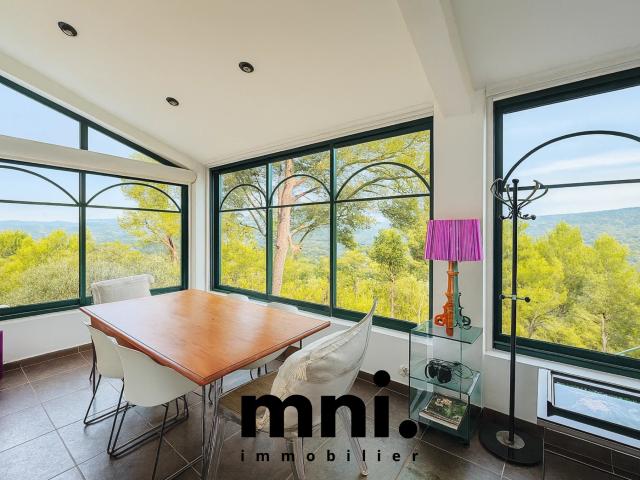 Maison vente à Arrondissement de Toulon, Le Beausset