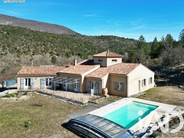 Maison vente à Carpentras, Savoillan