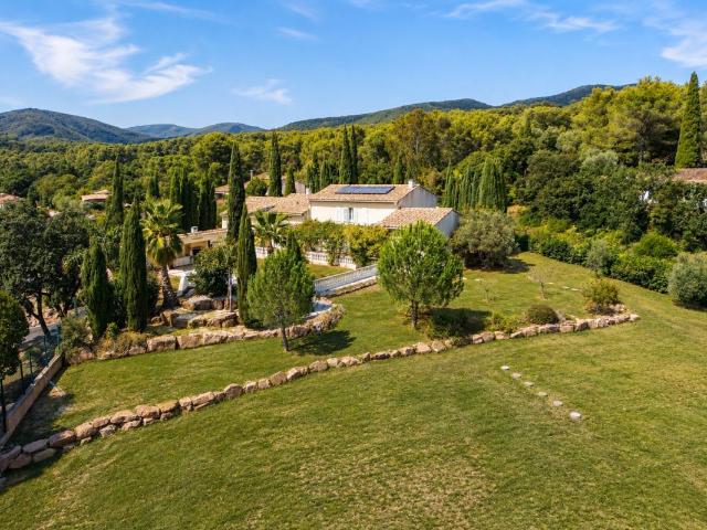 Maison vente à Arrondissement de Toulon, Solliès-pont