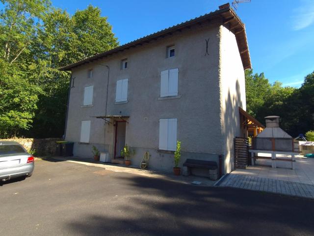 Maison vente à Joursat, Vinzelles