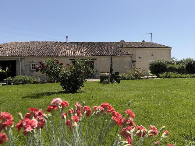 Maison vente à Saintes, Epargnes