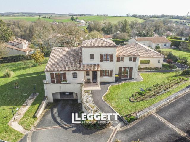 Maison vente à Confolens, Montignac-charente