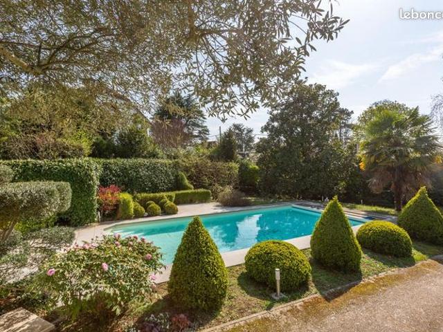 Maison vente à Crosne, Essonne