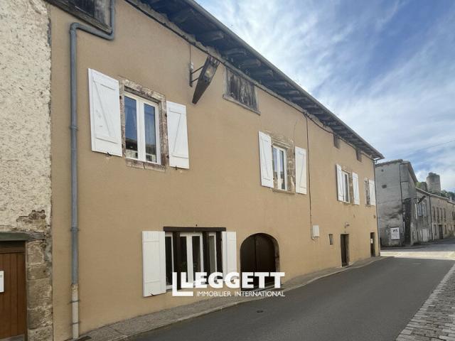Maison vente à Confolens