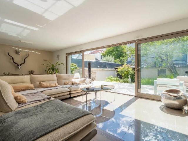 Maison vente à Les Lilas