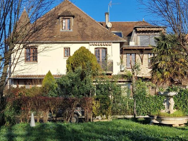 Maison vente à Sarlat-la-Canéda, Terrasson-lavilledieu