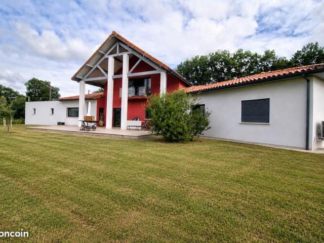 Maison vente à Villefranche-de-Rouergue, Tayrac