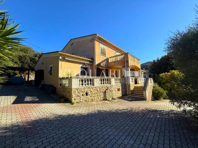 Maison vente à La Turbie, Alpes-Maritimes