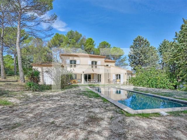Maison vente à Aix-en-Provence, Cabriès