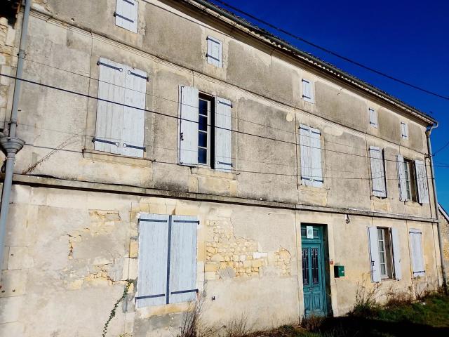 Maison vente à Cognac, Baignes-sainte-radegonde