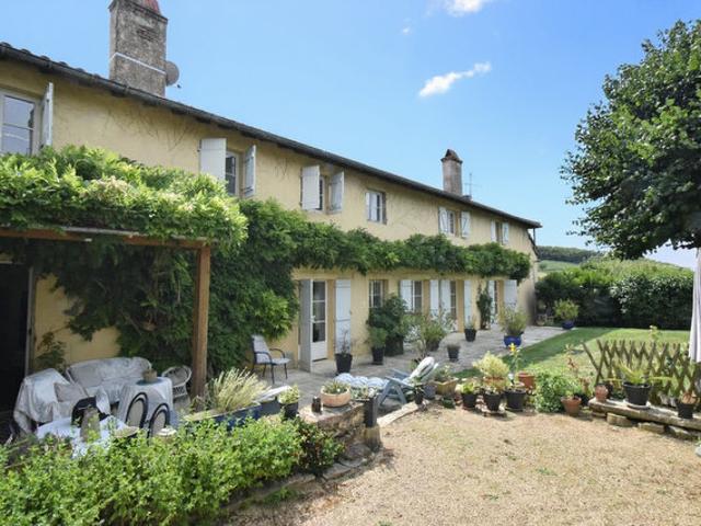 Maison vente à Mâcon, Tournus
