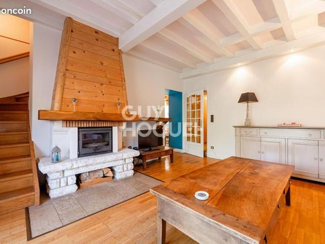 Maison vente à Bourges, Le Noyer