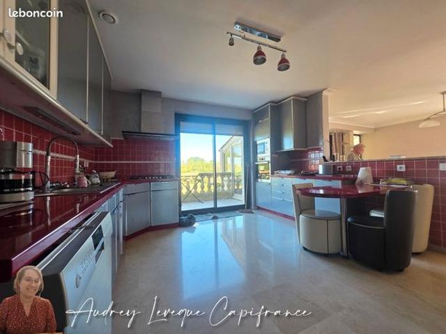 Maison vente à Saint-Jean-d'Angély, Nouvelle-Aquitaine