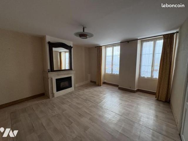Maison vente à Saint-Maixent-l'École, Deux-Sèvres