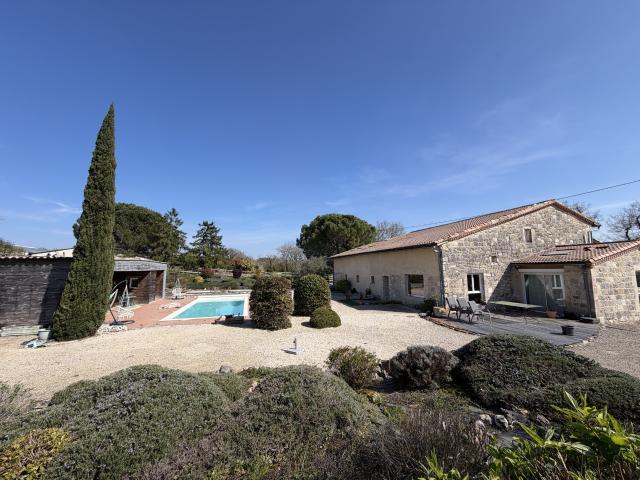 Maison vente à Agen, Saint-robert
