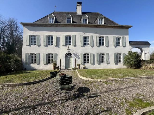 Maison vente à Oloron-Sainte-Marie, Sauveterre-de-béarn