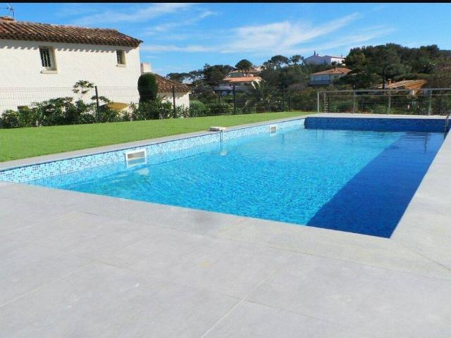 Maison location à Roquebrune-sur-Argens, Var