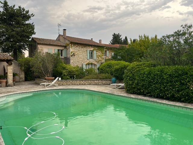 Maison vente à Arles, La Salle Les Alpes