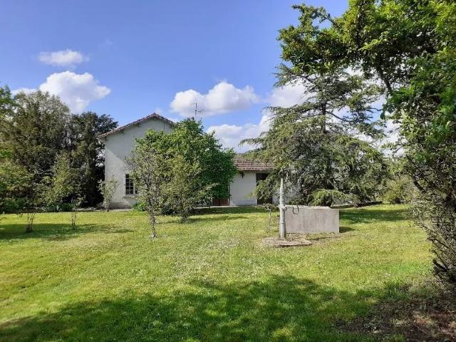 Maison vente à Montmorillon, Persac