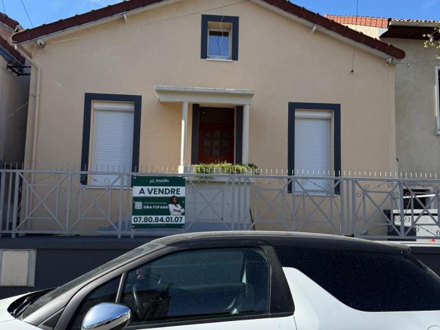 Maison vente à Allende, Saint-Denis