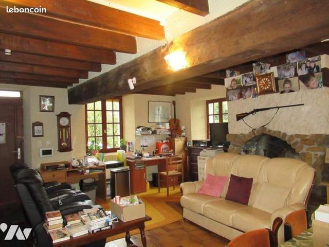 Maison vente à Saint-Hilaire-la-Treille, Haute-Vienne