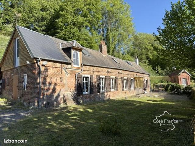 Maison vente à Vervins, Wiège-faty
