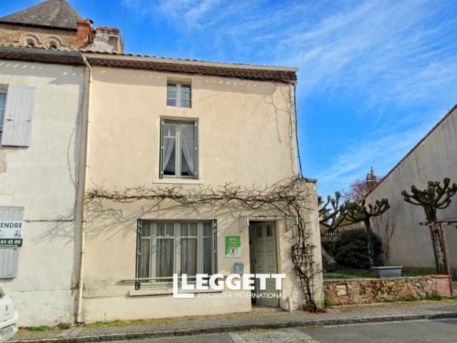 Maison vente à Confolens, Abzac