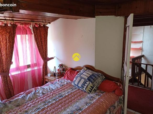 Maison vente à Bourges, Chârost