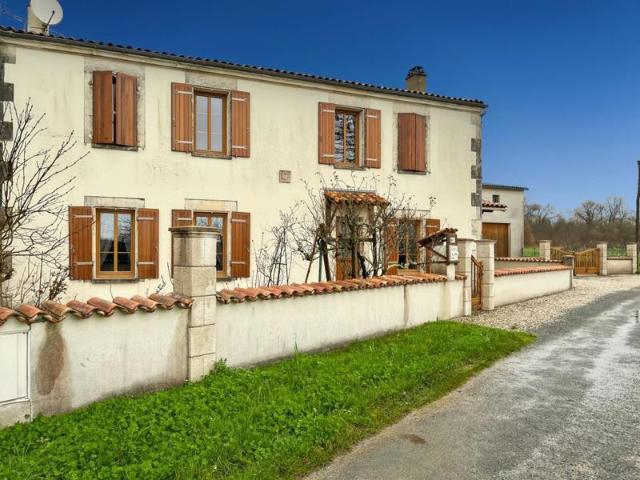 Maison vente à Saintes, Chérac