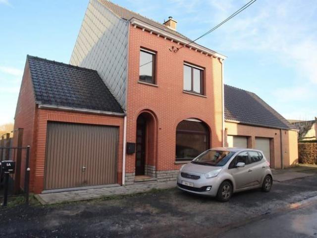 Maison location à Esquelmes, Wallonie