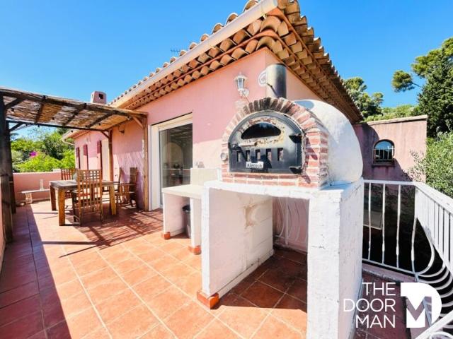 Villa vente à Arrondissement de Toulon, Le Pradet
