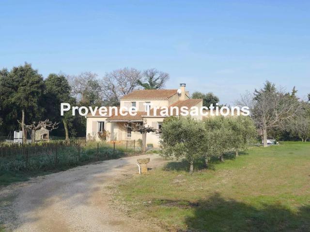 Maison vente à Carpentras, Beaumes-de-venise