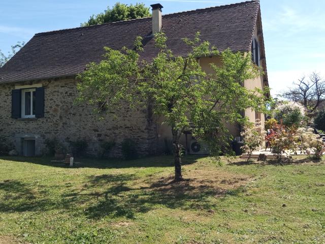 Maison vente à Nontron, Saint-priest-les-fougères