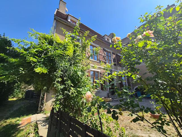 Maison vente à Auxerre, Cravant