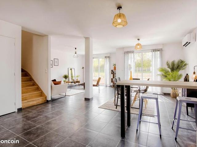 Maison vente à Guingamp, Bretagne