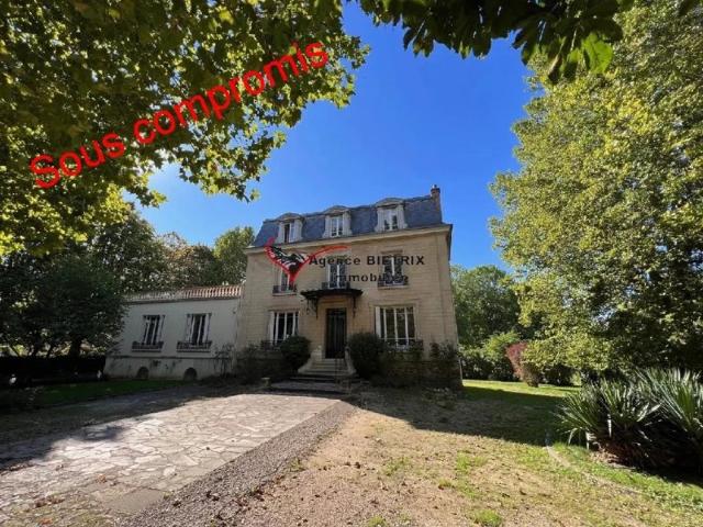 Maison vente à Pontoise, Mériel