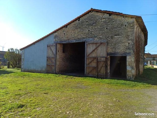 Maison vente à La Faye, Charente