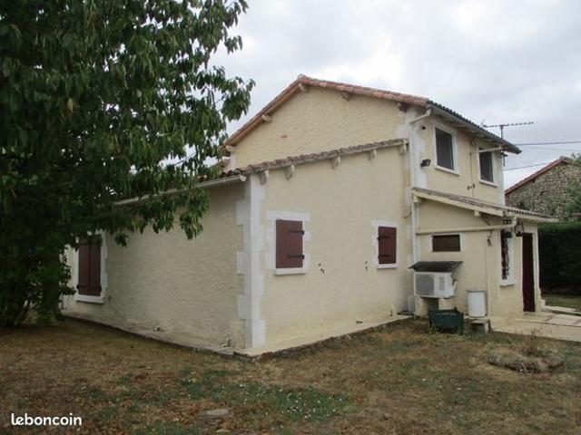 Maison vente à Montmorillon, Blanzay