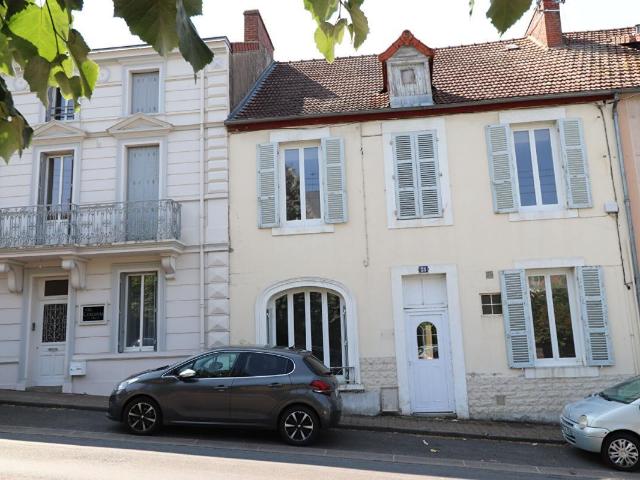 Maison vente à Néris-les-Bains, Allier