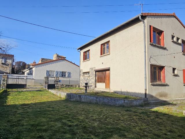 Maison vente à Riom, Yssac-la-tourette