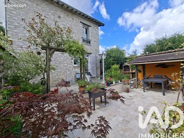 Maison vente à Fontainebleau, Île-de-France